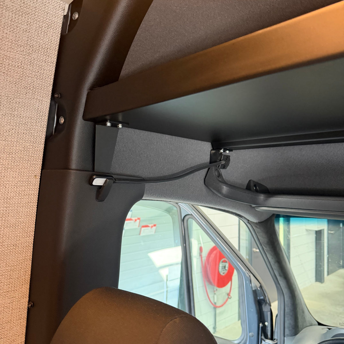 Verlaagde hemel Sprinter 907 aluminium