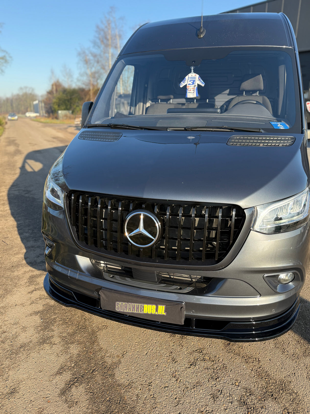 Design voorspoiler Sprinter 907 2018+