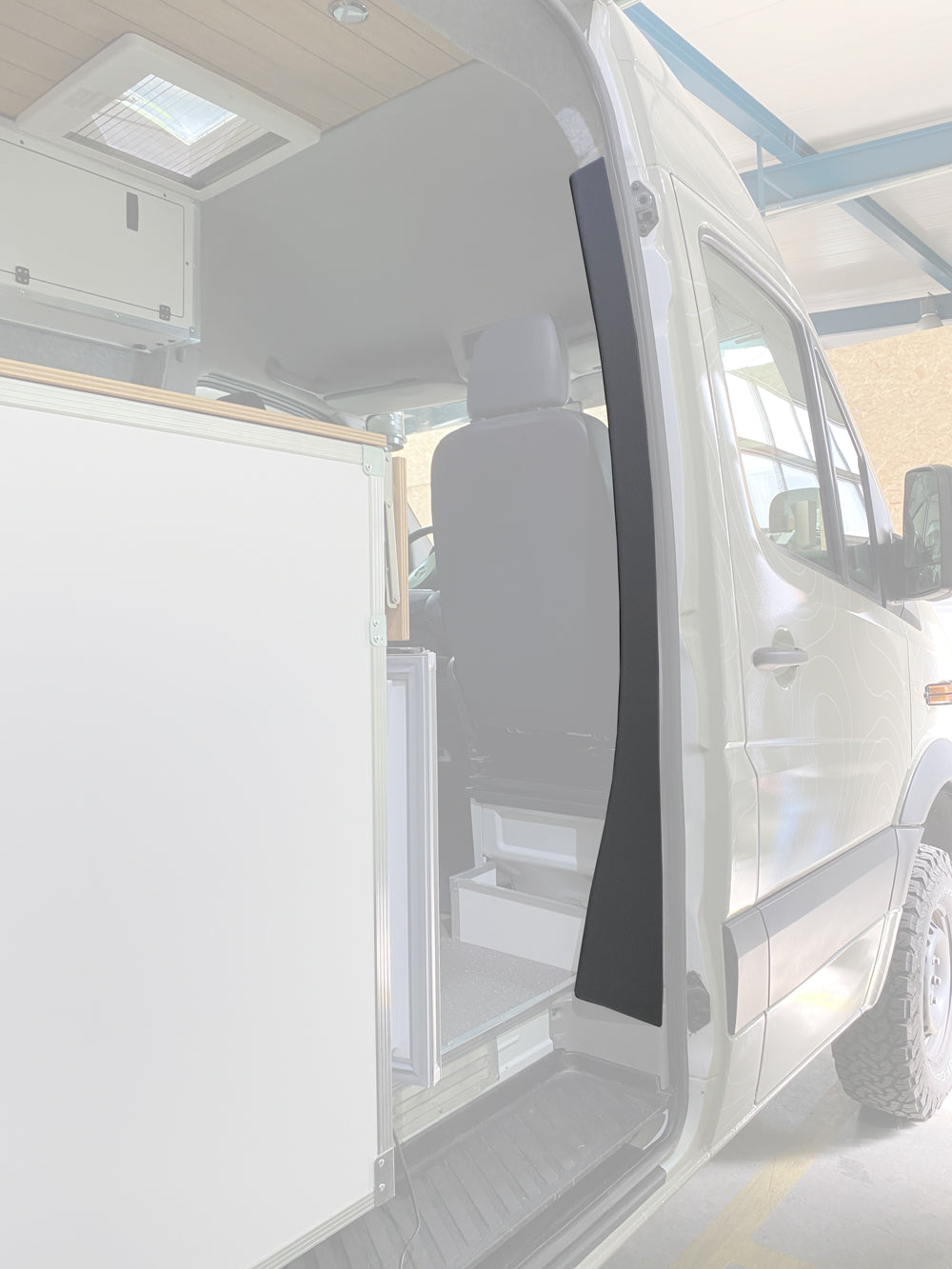 Interior trim, B-pillar, right, suitable for Mercedes Benz Sprinter 906 + 907
