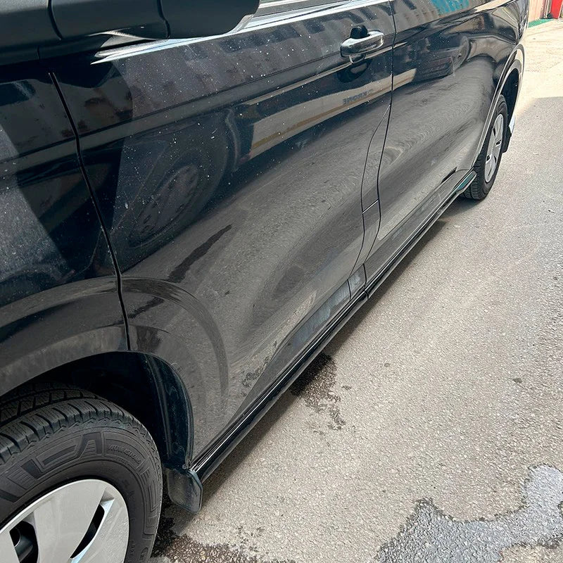 Oneway Set Sideskirts passend voor Volkswagen Transporter T7 SWB 2024- & Ford Transit Custom (V710) SWB 2023- - Glanzend zwart