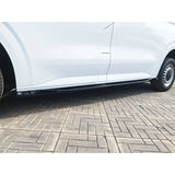 Set sideskirts V.2 passend voor Ford Transit Custom SWB (V710) 2023- / Volkswagen Transporter T7 SWB 2024- (ABS Glanzend zwart)
