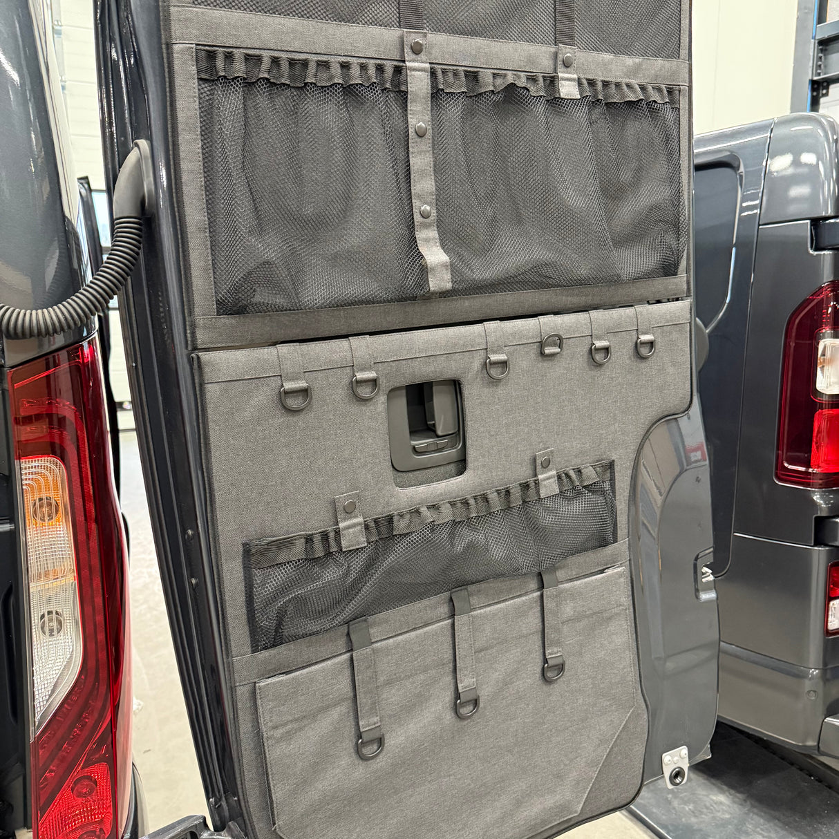 MAX deur organisers Sprinter 907 R/AWD Camper Vandermoon