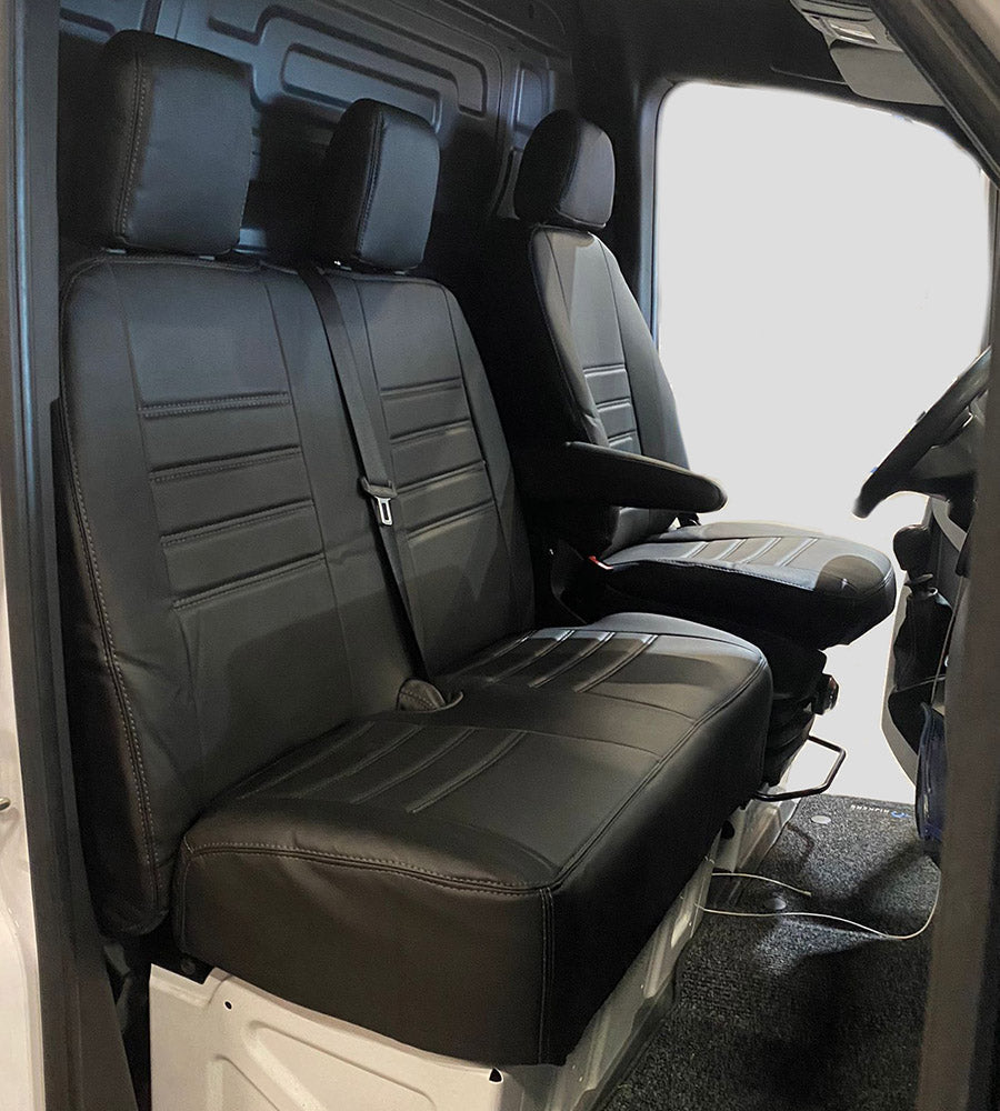 Pasvorm stoelhoezen Mercedes Sprinter 2018-heden (geschikt voor stoel en duobank in versie met standaard stoelen) - Kunstleer zwart